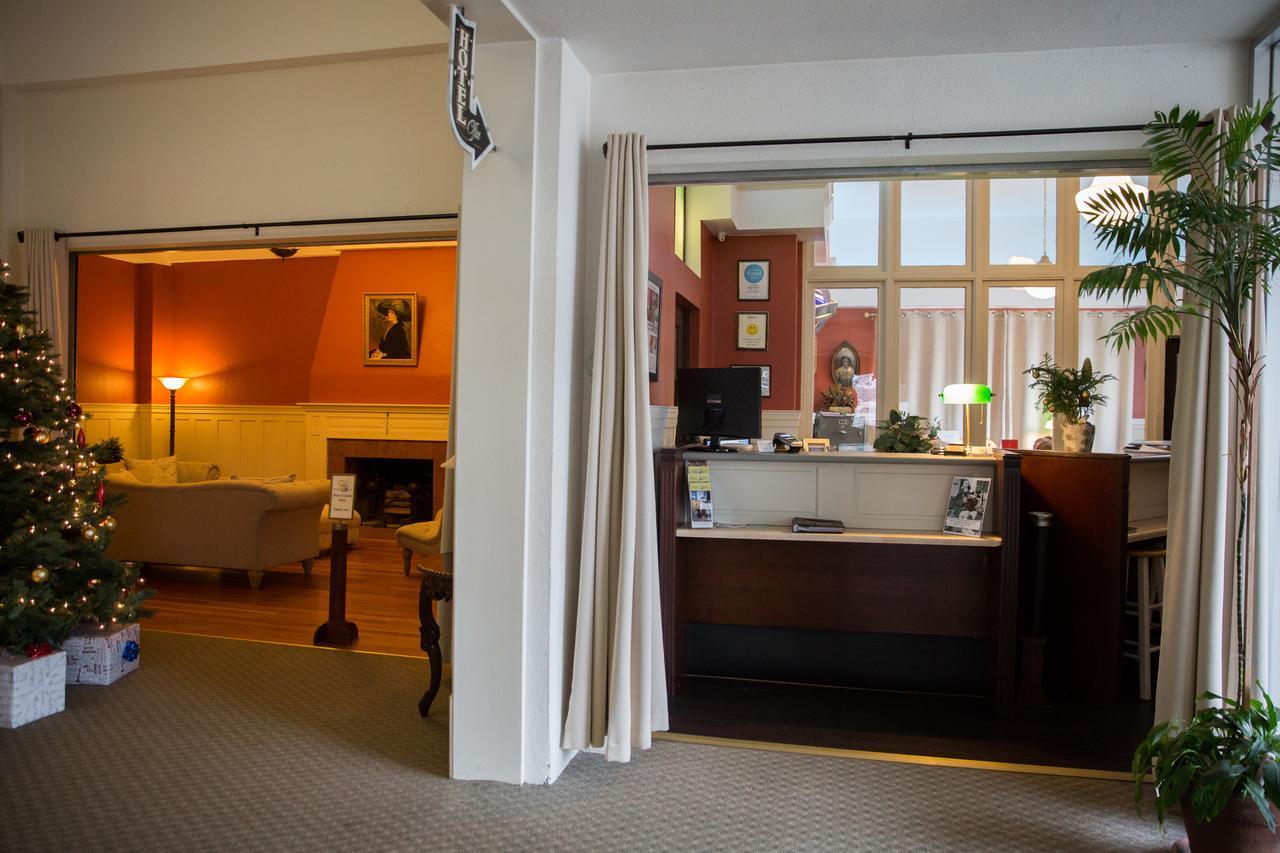 Centralia Square Grand Ballroom And Vintage Hotel Екстериор снимка